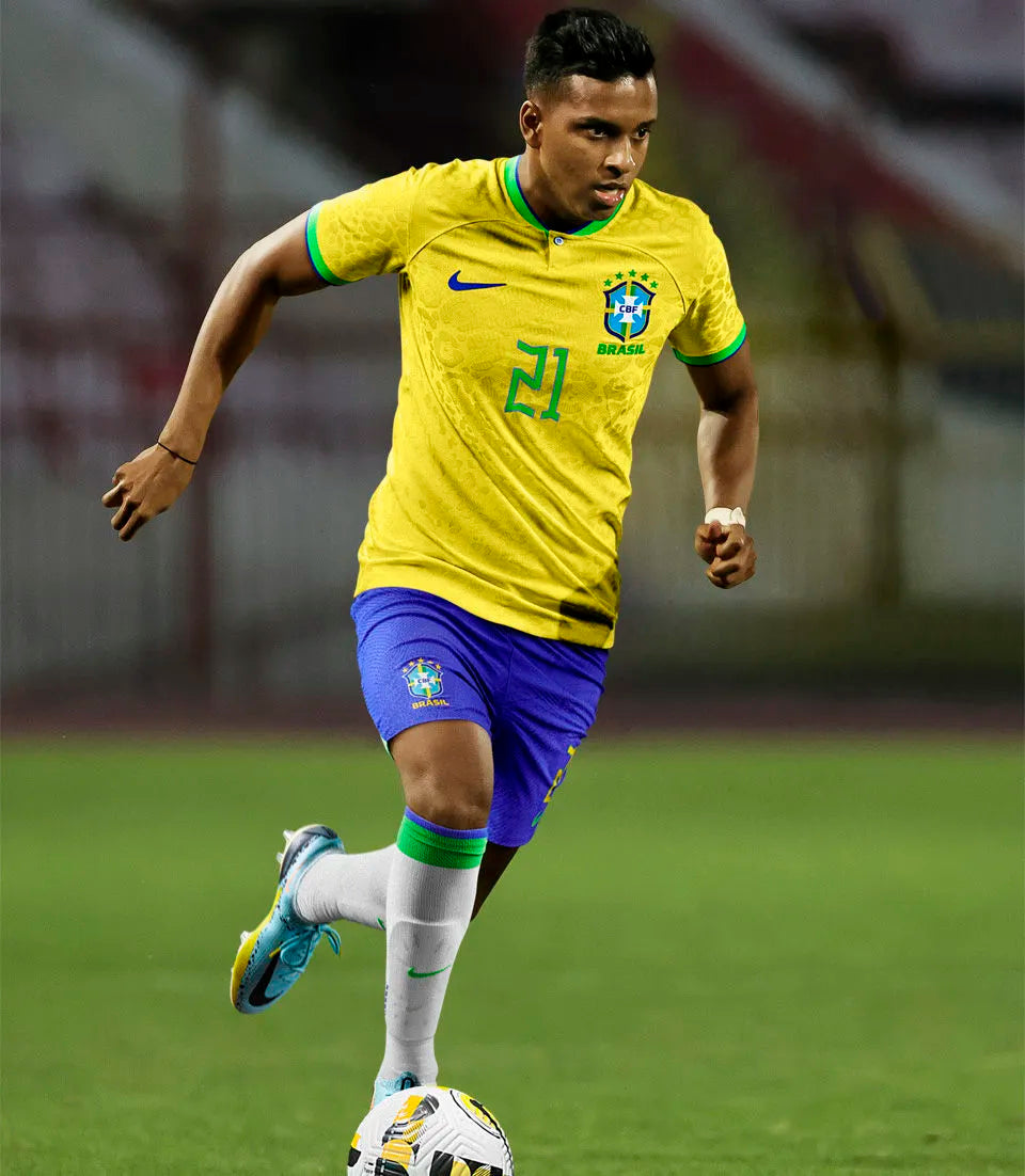 2022/23 Brazil Home Yellow Long Sleeve Jersey Detail 3