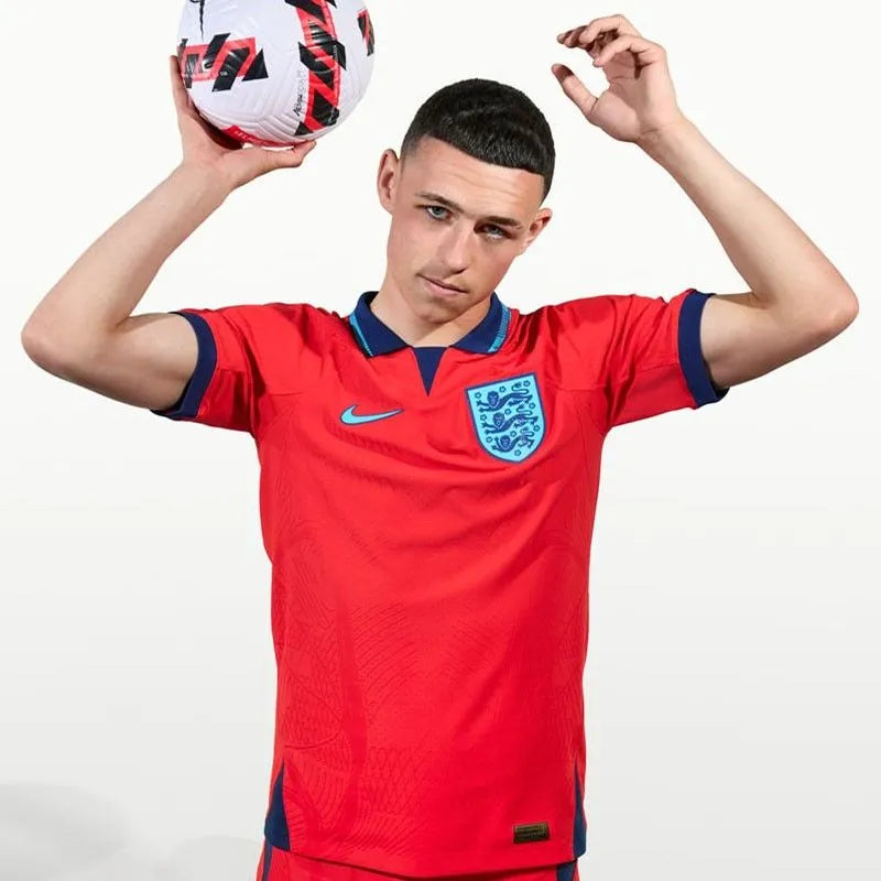 MAGUiRE #6 England 1:1 Away Red Fans Jersey 2022/23 ★★ Detail 3